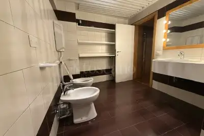 Casa in vendita, Via Sant'Isaia, Bologna