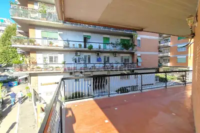 Casa in vendita, Via Silvestri, Roma