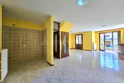 Villino a Schiera in vendita, Via Due Muri, Concesio