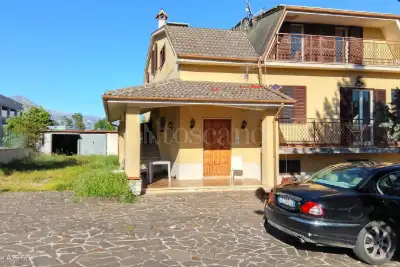 Casa Indipendente in vendita, Via Elia Micangeli, Avezzano