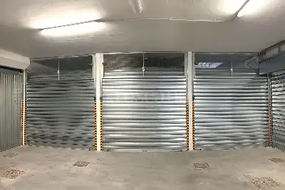 Box in vendita, Via delle Calasanziane, Roma