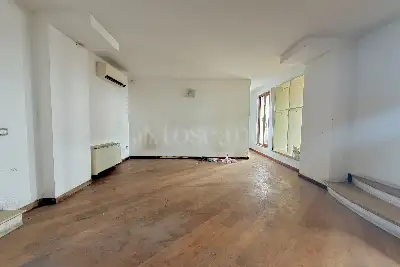 Attico in vendita, Via Padova, Milano