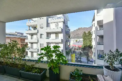 Casa in vendita, Viale Giulio Cesare, Como