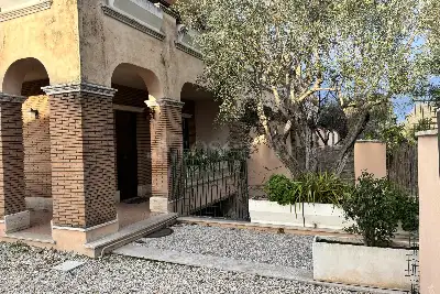 Villa in vendita, Viale dei Romagnoli, Roma