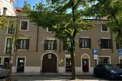Casa in vendita, Via della Valverde 73, Verona