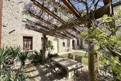 Villa in vendita, Strada Pille, Monzambano