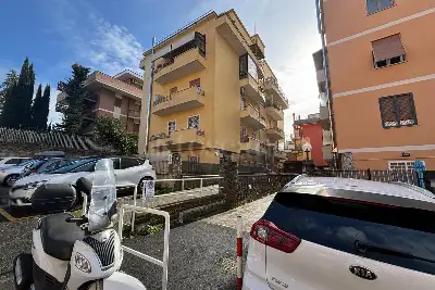 Casa in vendita, Via Eugenio IV, Roma