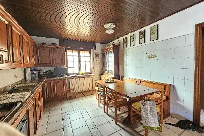 Casa in vendita, Via Germania, Pomezia