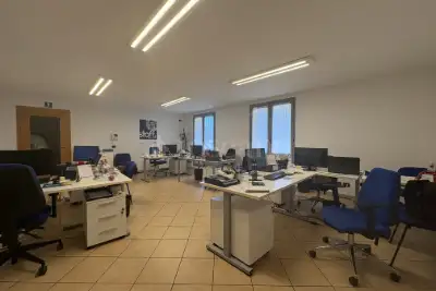 Ufficio in affitto, Viale Famagosta, Milano