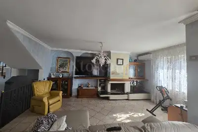 Casa Indipendente in vendita, Ad.ze Casa Natale di Papa Paolo VI, Concesio