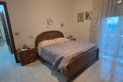 Casa in vendita, Via Degli Uliveti 34, Loreto Aprutino