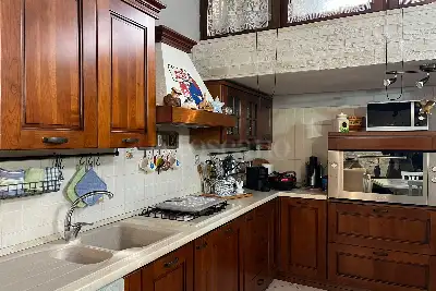 Villino a Schiera in vendita, Via Ferdinando Paoletti, Roma