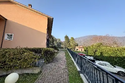 Casa in vendita, Via Mirabella, Gussago