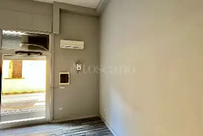 Negozio in affitto, Via Melfi, Atripalda, Atripalda