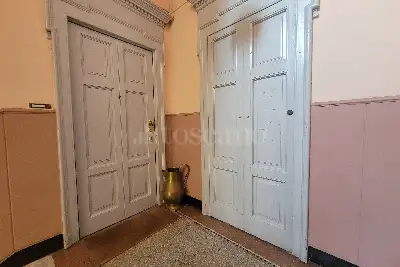 Casa in vendita, Via Carlo Poerio, Milano