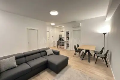 Casa in vendita, Via Luigi Soderini, Milano