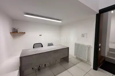Ufficio in vendita, Via Ariberto da Intimiano, Cantù