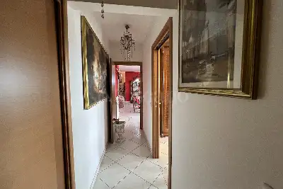 Casa in vendita, Via Giacomo Peroni, Roma