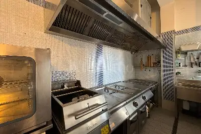 Negozio in affitto, via carlo I dangio, Ostuni