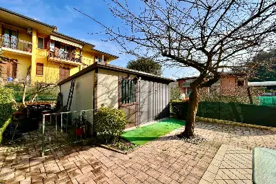 Villa Bifamiliare in vendita, Via Menasasso, Desenzano del Garda