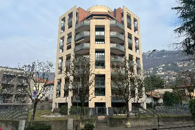 Casa in affitto, Via Carloni, Como