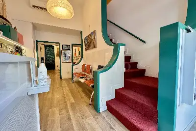 Negozio in vendita, Via Leone Tolstoj, Milano