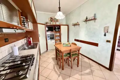 Casa in vendita, Viale Caduti del Lavoro, Brescia