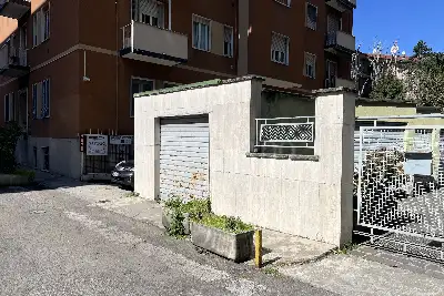 Box in vendita, Via Angelo Inganni, Milano
