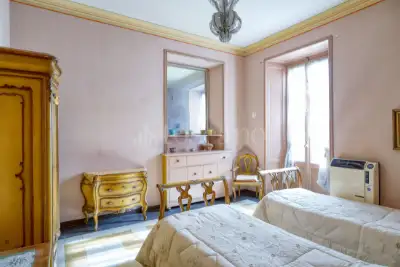 Casa in vendita, Via Cavour, Marchirolo