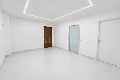 House for sale, Via Zurigo, Milano