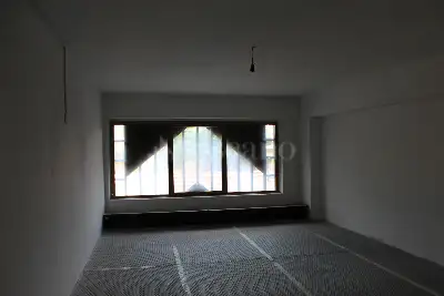 Negozio in vendita, Via Zamosch, Cassino