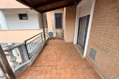 Ufficio in vendita, Via dei Castelli Romani, Pomezia