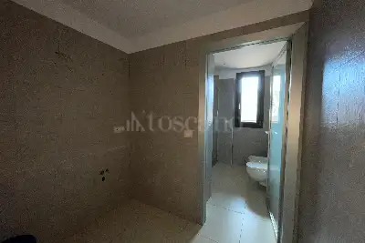 Casa in vendita, Via Cosenz , Milano