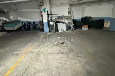 Posto Auto in vendita, Via Mar Rosso, Roma