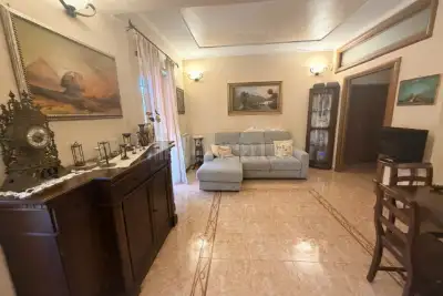 Casa in vendita, Via Virgilio, Pomezia