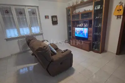 Casa in vendita, Via Degli Uliveti 34, Loreto Aprutino