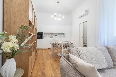 Casa in vendita, Via Guercino, Milano