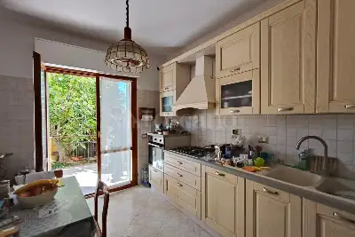 Villa Plurifamiliare in vendita, Via della Marranella di Marino, Roma