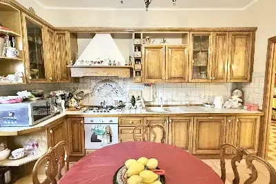 Villa Bifamiliare in vendita, Adiacente Centro Storico, Cerveteri