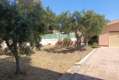 Villa in vendita, Via Mallia, Siracusa