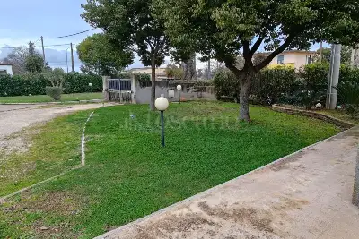 Villa in vendita, Via Le Ferriere, Latina