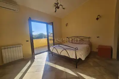 Villino a Schiera in vendita, Via Jenne, Anzio