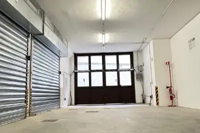 Box in vendita, Via delle Calasanziane, Roma