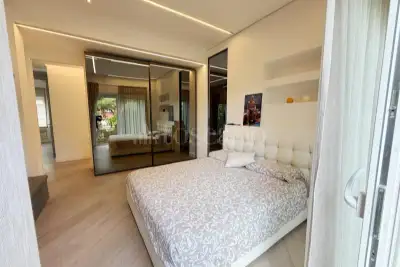 Casa in vendita, Via Dicomano, Roma