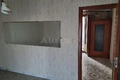 Casa Indipendente in vendita, Via Margherita di Savoia, 99 Viggiano (PZ), Viggiano