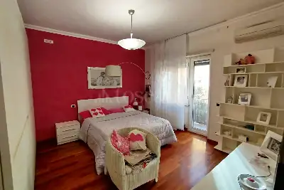 Casa in vendita, Via Montello, Aprilia