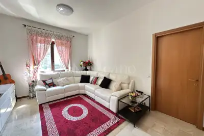 Casa in vendita, Via Mar Nero, Milano