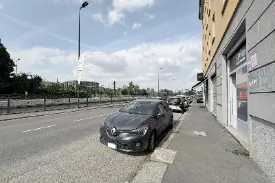 Negozio in vendita, Via Lodovico Il Moro, Milano