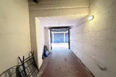 Box in vendita, Via Savona, Milano