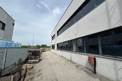 Capannone in vendita, Via XXV Aprile, San Giorgio di Piano